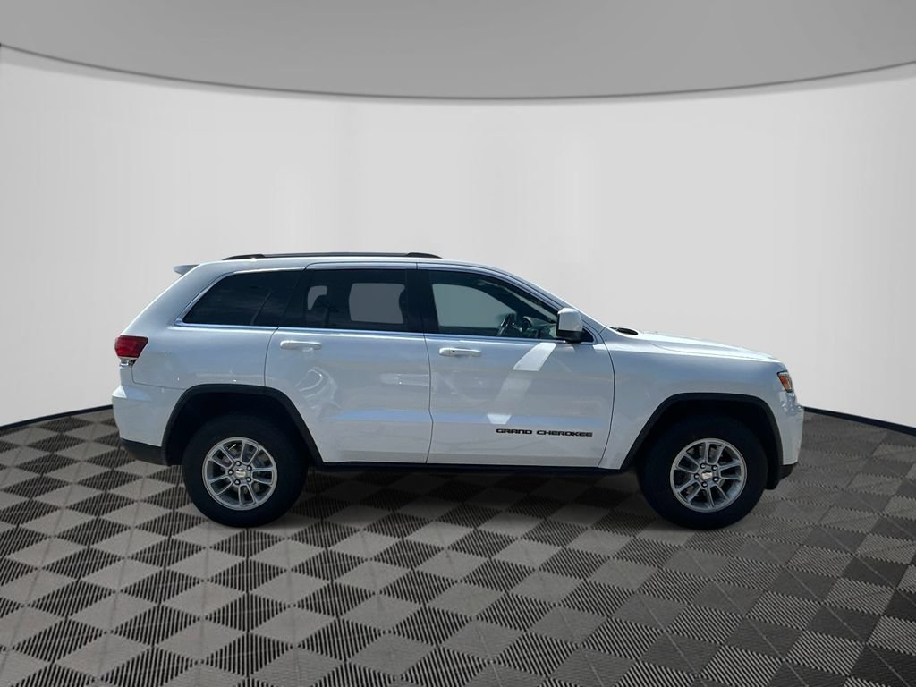 Used 2020 Jeep Grand Cherokee Laredo AWD/4WD image 7