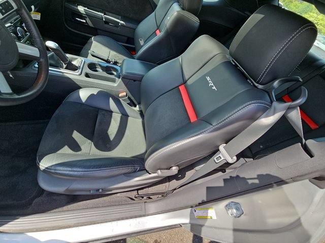 Used 2009 Dodge Challenger SRT8 w/ SRT Option Group II RWD image 21