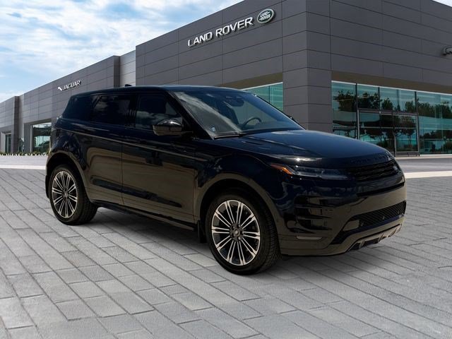 Used 2026 Land Rover Range Rover Evoque Dynamic SE AWD/4WD image 7