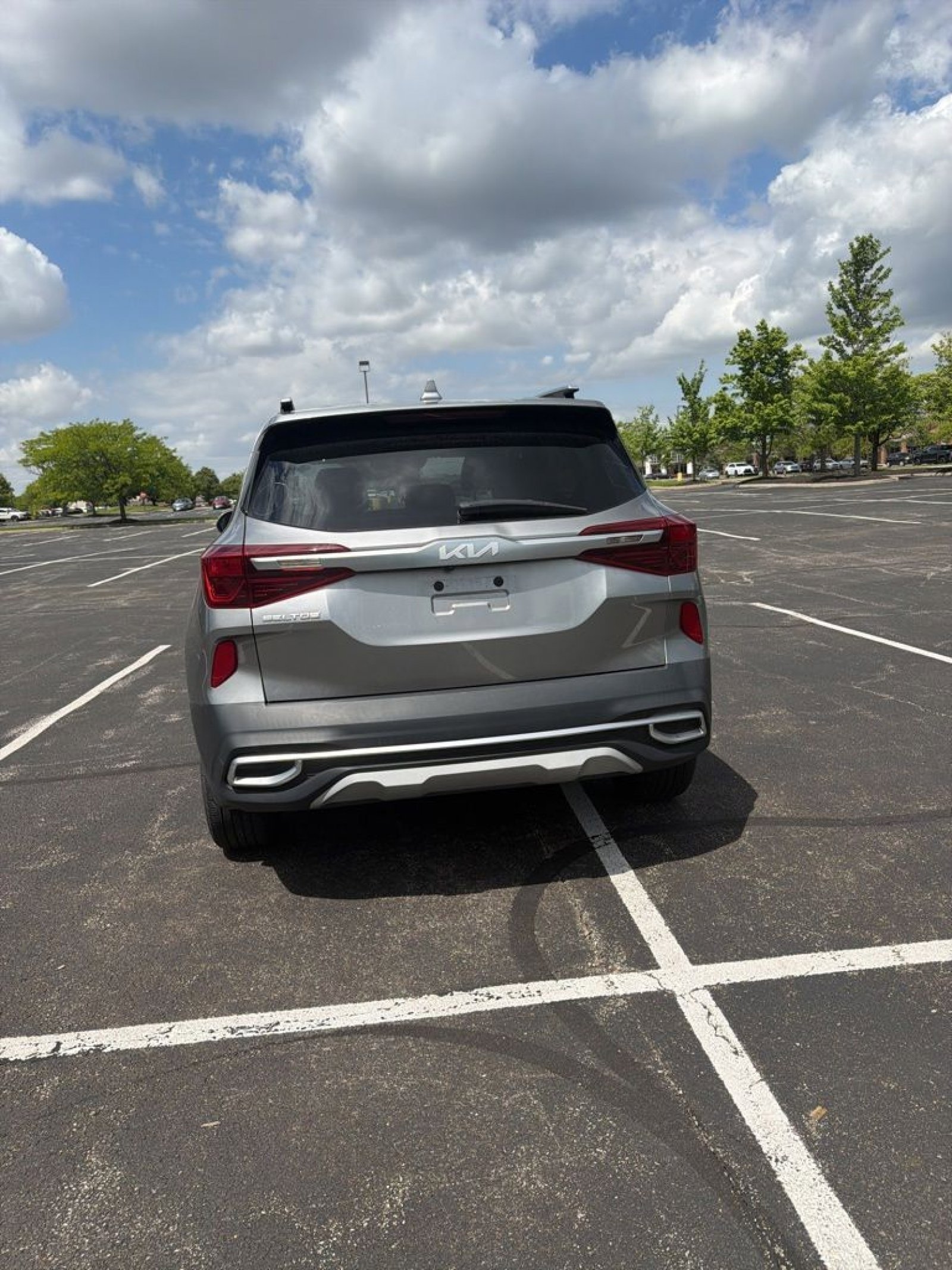 Used 2023 Kia Seltos S w/ Navigation Package FWD image 5