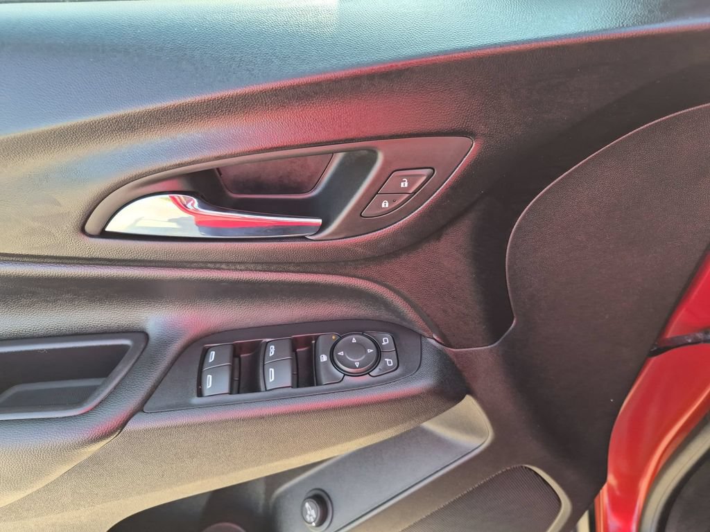 Used 2020 Chevrolet Equinox LT FWD image 13