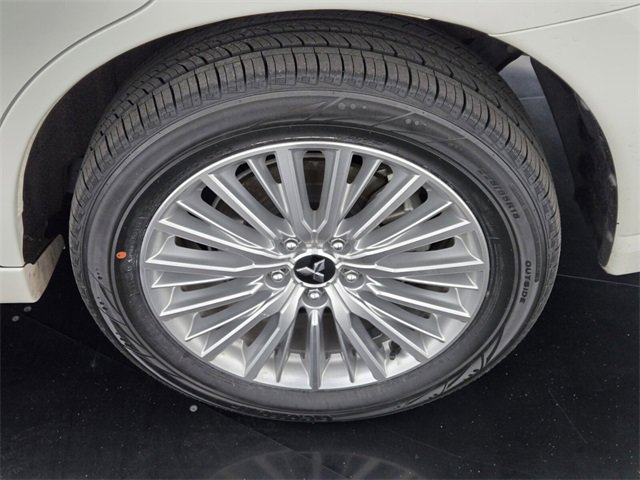 Used 2019 Mitsubishi Outlander SEL image 11