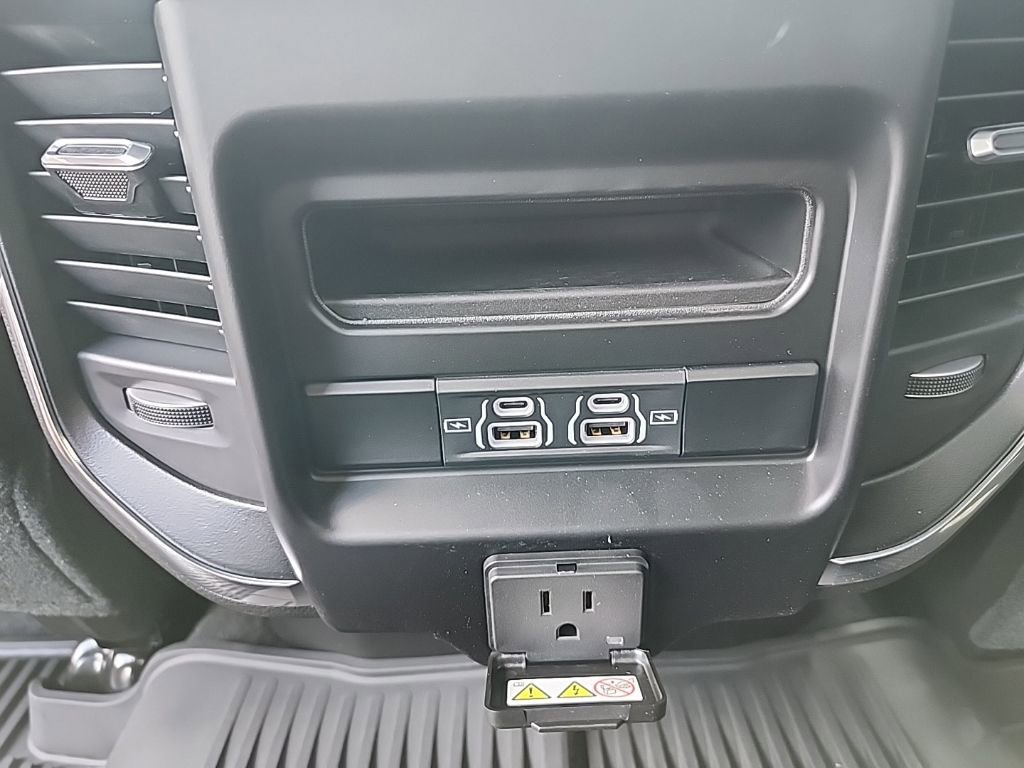 New 2025 RAM 2500 Laramie image 21