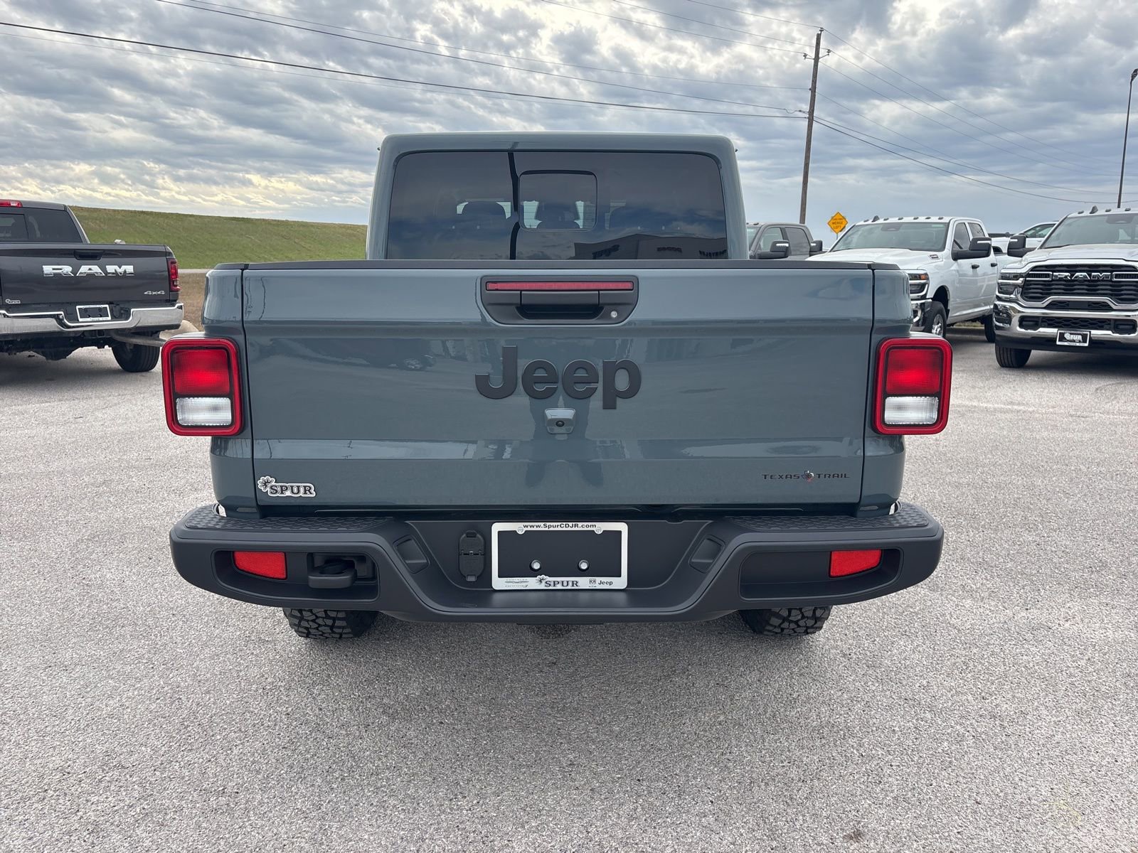 New 2026 Jeep Gladiator Mojave AWD/4WD image 5
