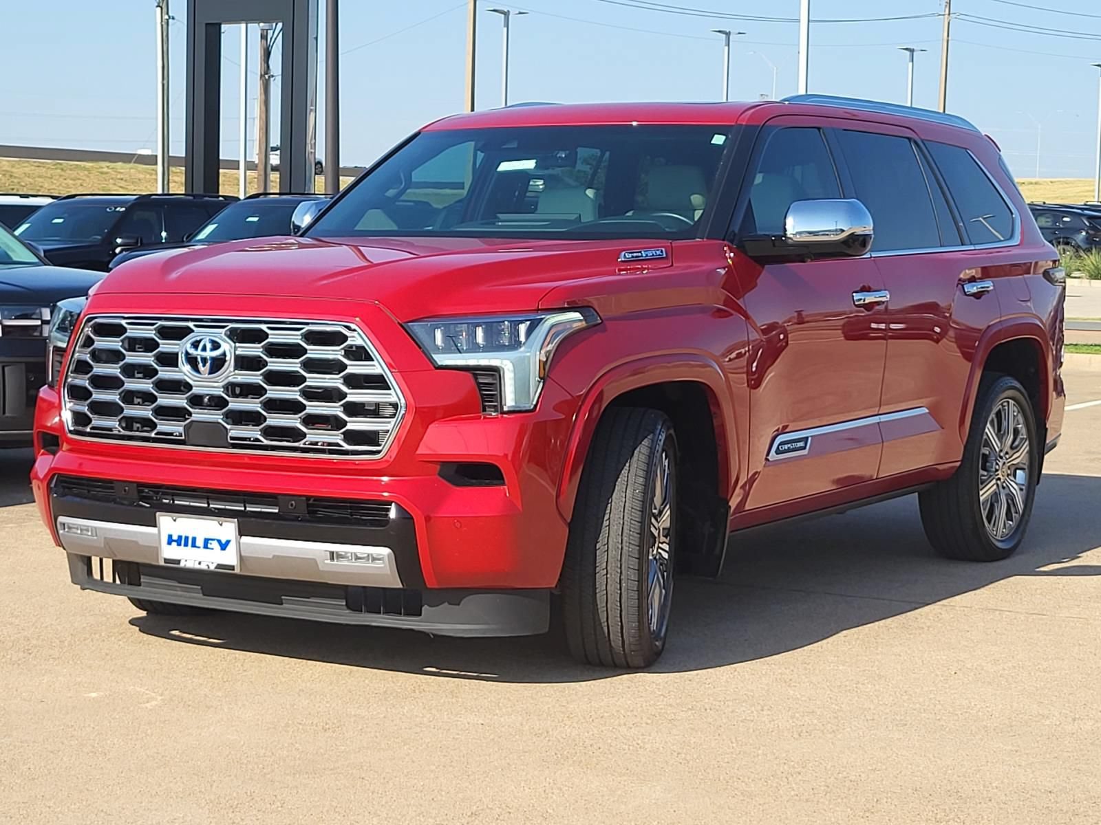 Used 2023 Toyota Sequoia Capstone AWD/4WD image 2