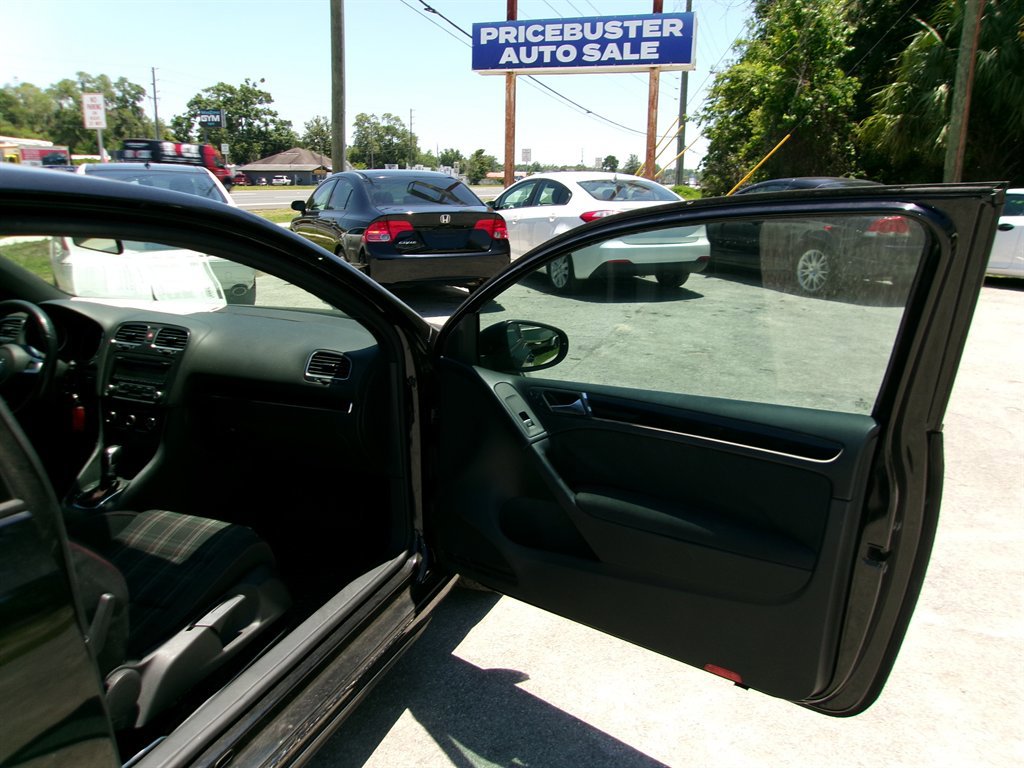 Used 2011 Volkswagen GTI 2-Door FWD image 23