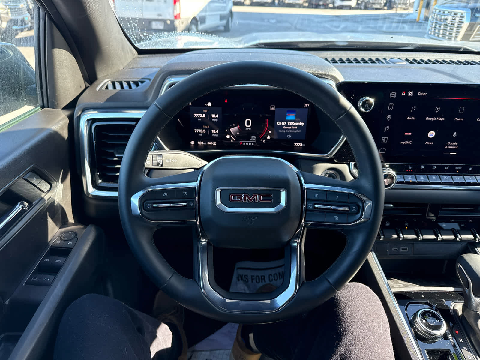 Used 2024 GMC Canyon Elevation w/ Elevation Premium Package image 17