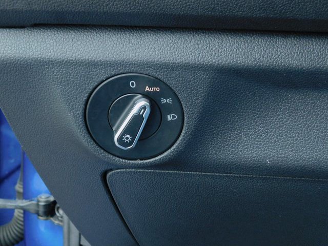 Used 2024 Volkswagen Jetta SE image 34