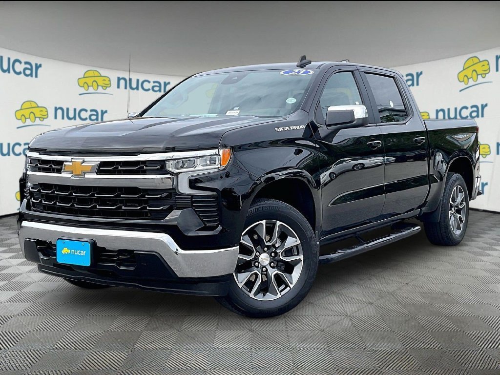 Used 2023 Chevrolet Silverado 1500 LT AWD/4WD image 3