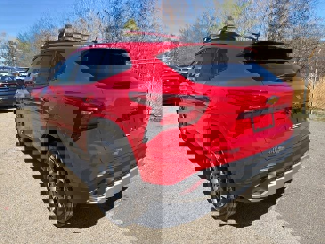 New 2026 Chevrolet Trax LT w/ Driver Confidence Package FWD image 4