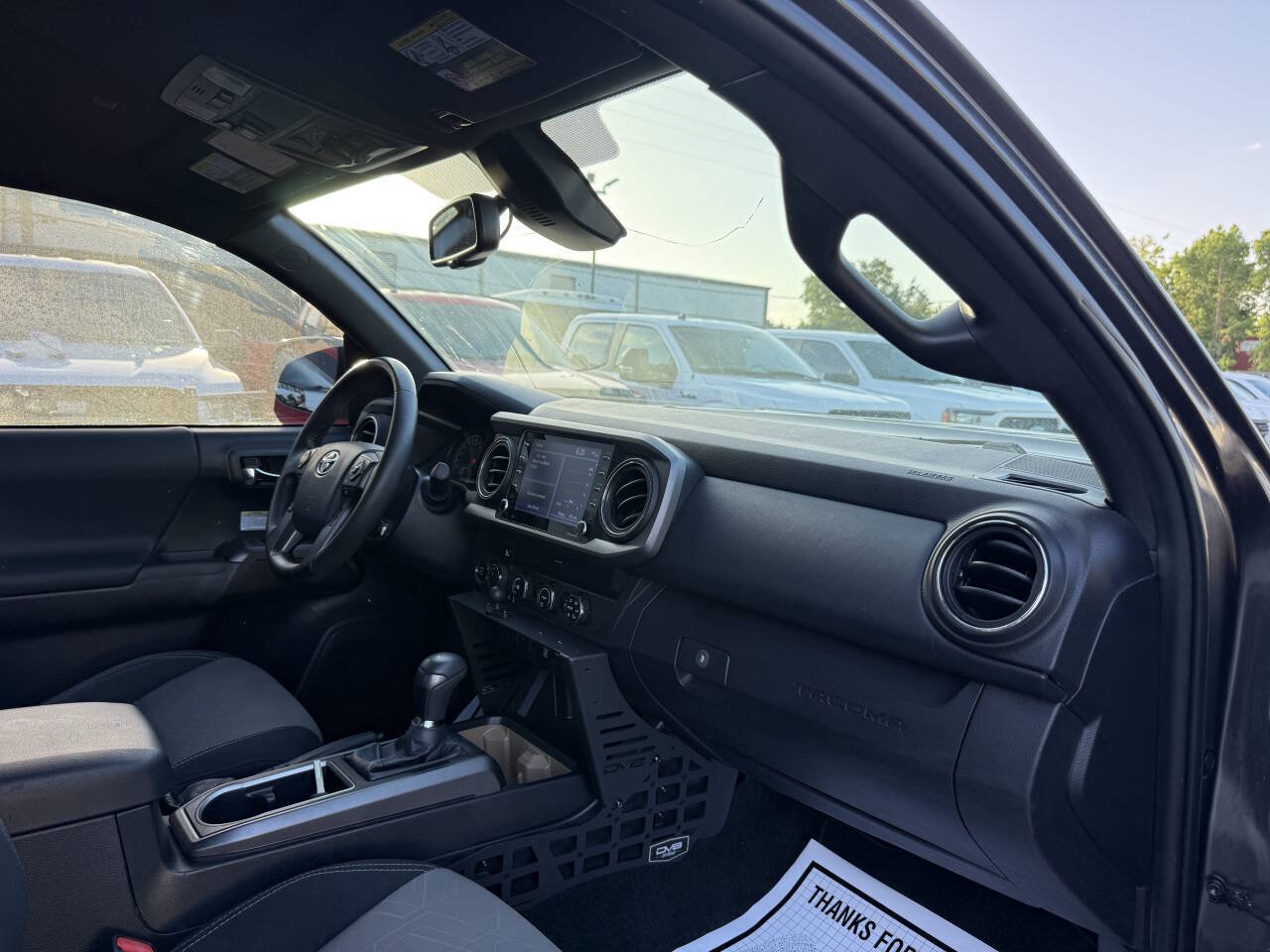 Used 2020 Toyota Tacoma TRD Off-Road AWD/4WD image 9