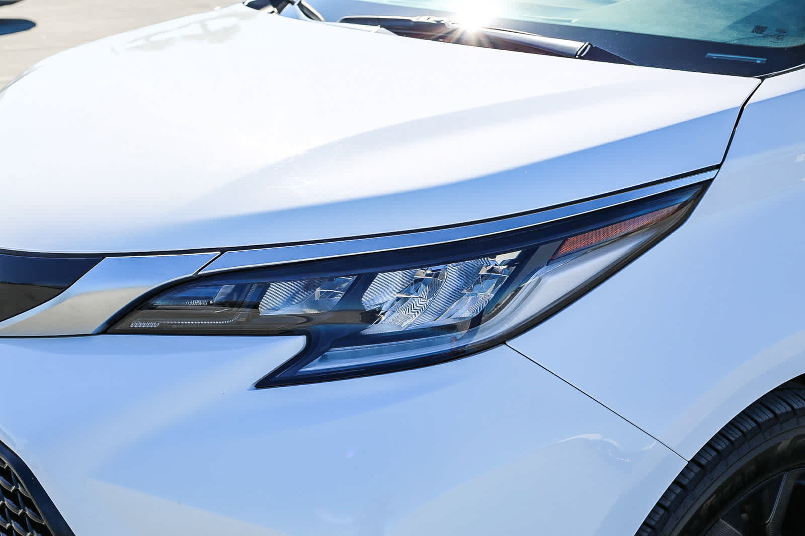 Certified 2023 Toyota Sienna XSE w/ XSE Plus Package FWD image 9