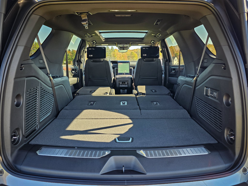 New 2027 GMC Yukon Denali w/ Denali Reserve Package AWD/4WD image 45