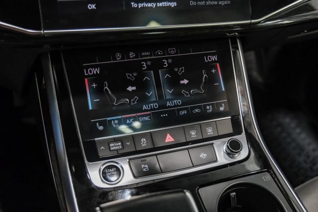 Used 2021 Audi Q8 Premium Plus w/ Premium Plus Package AWD/4WD image 28
