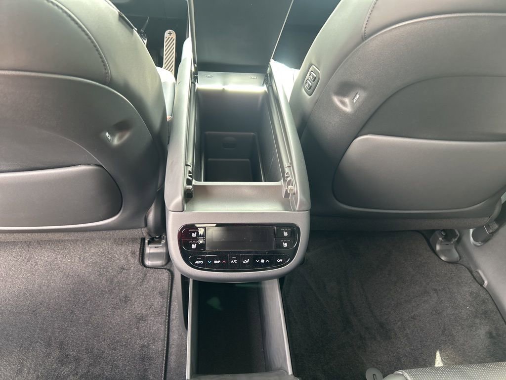New 2026 Hyundai Ioniq 9 Calligraphy image 15