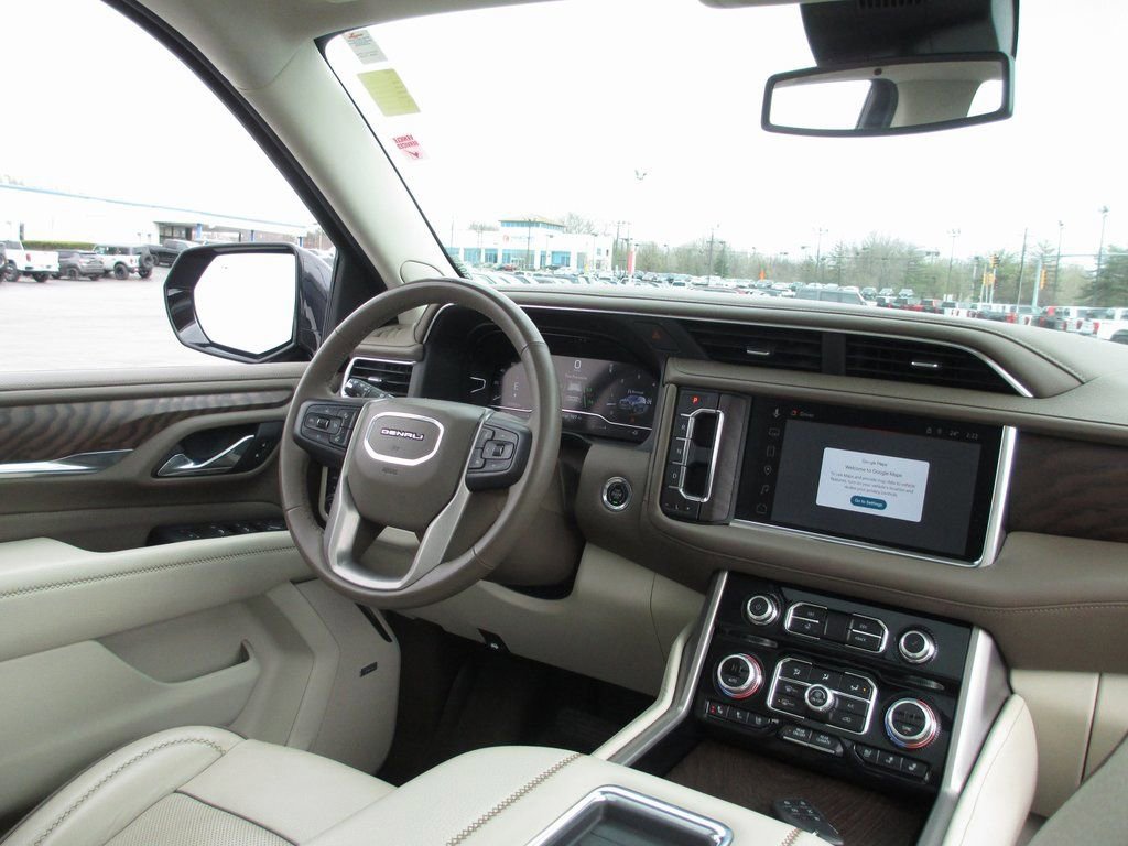 Used 2023 GMC Yukon XL Denali w/ LPO, Floor Liner Package image 29
