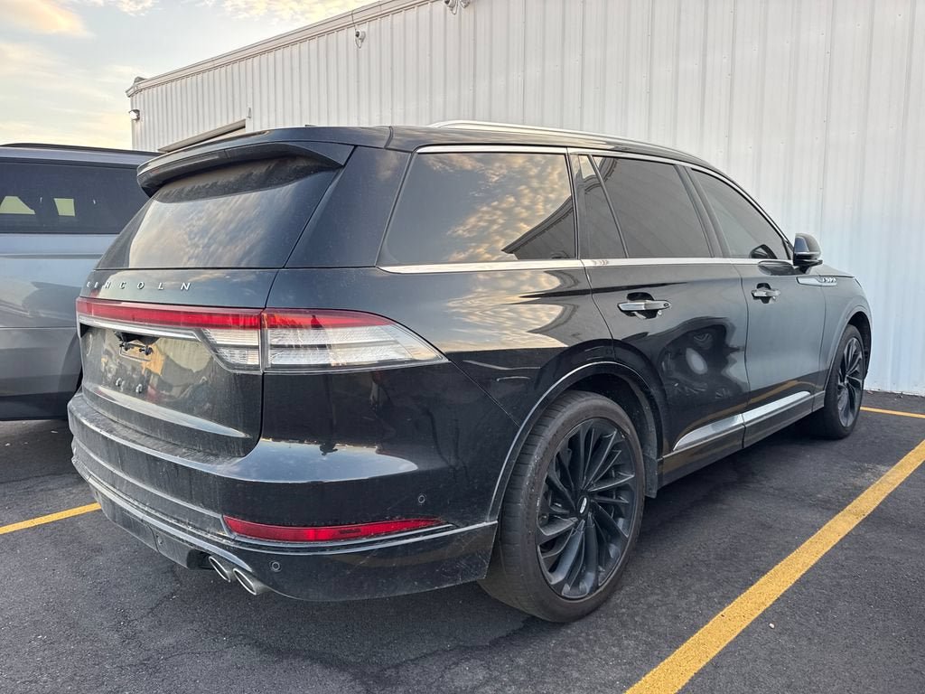 Used 2021 Lincoln Aviator Reserve w/ Equipment Group 210A AWD/4WD image 3