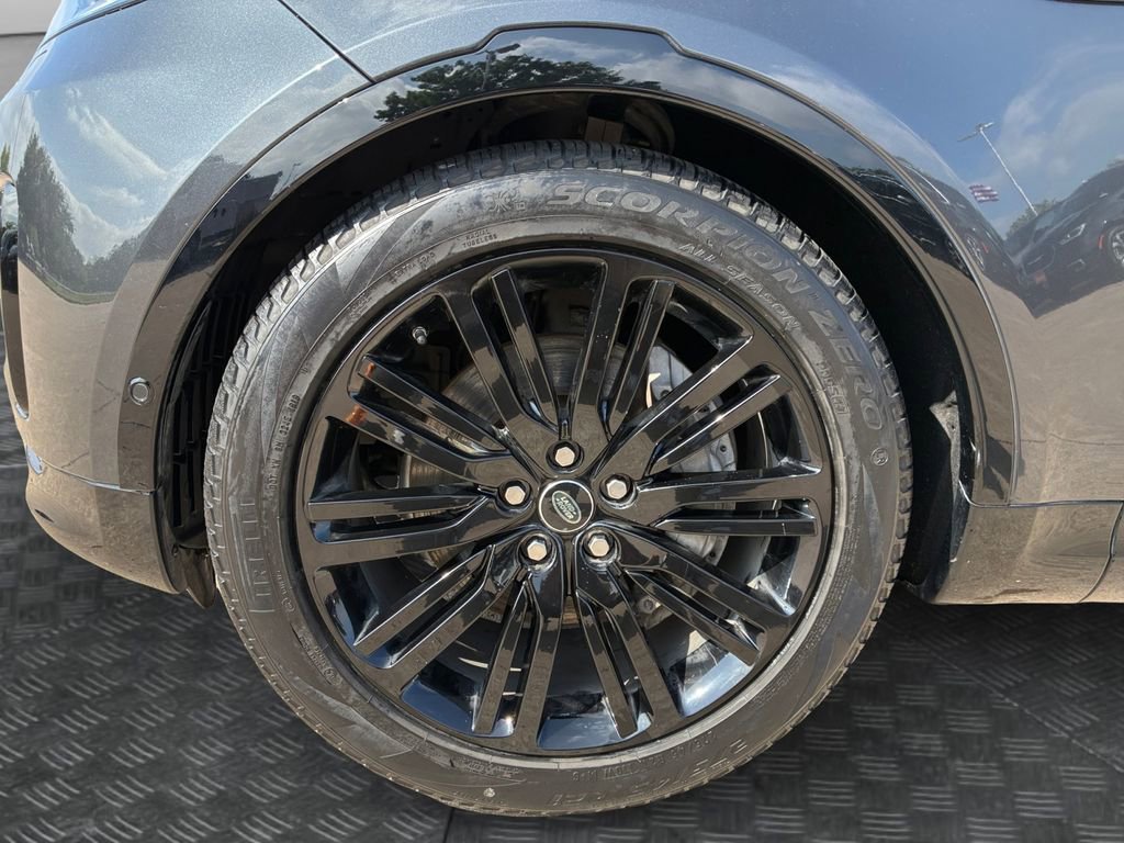 Used 2020 Land Rover Discovery HSE AWD/4WD image 23