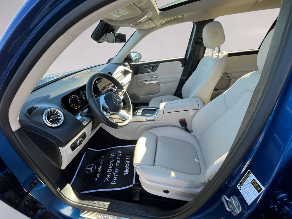 Certified 2025 Mercedes-Benz GLB 250 4MATIC image 8