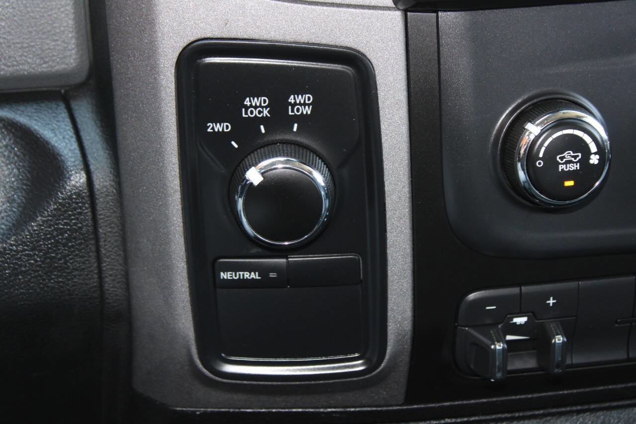 Used 2014 RAM 1500 Express image 22