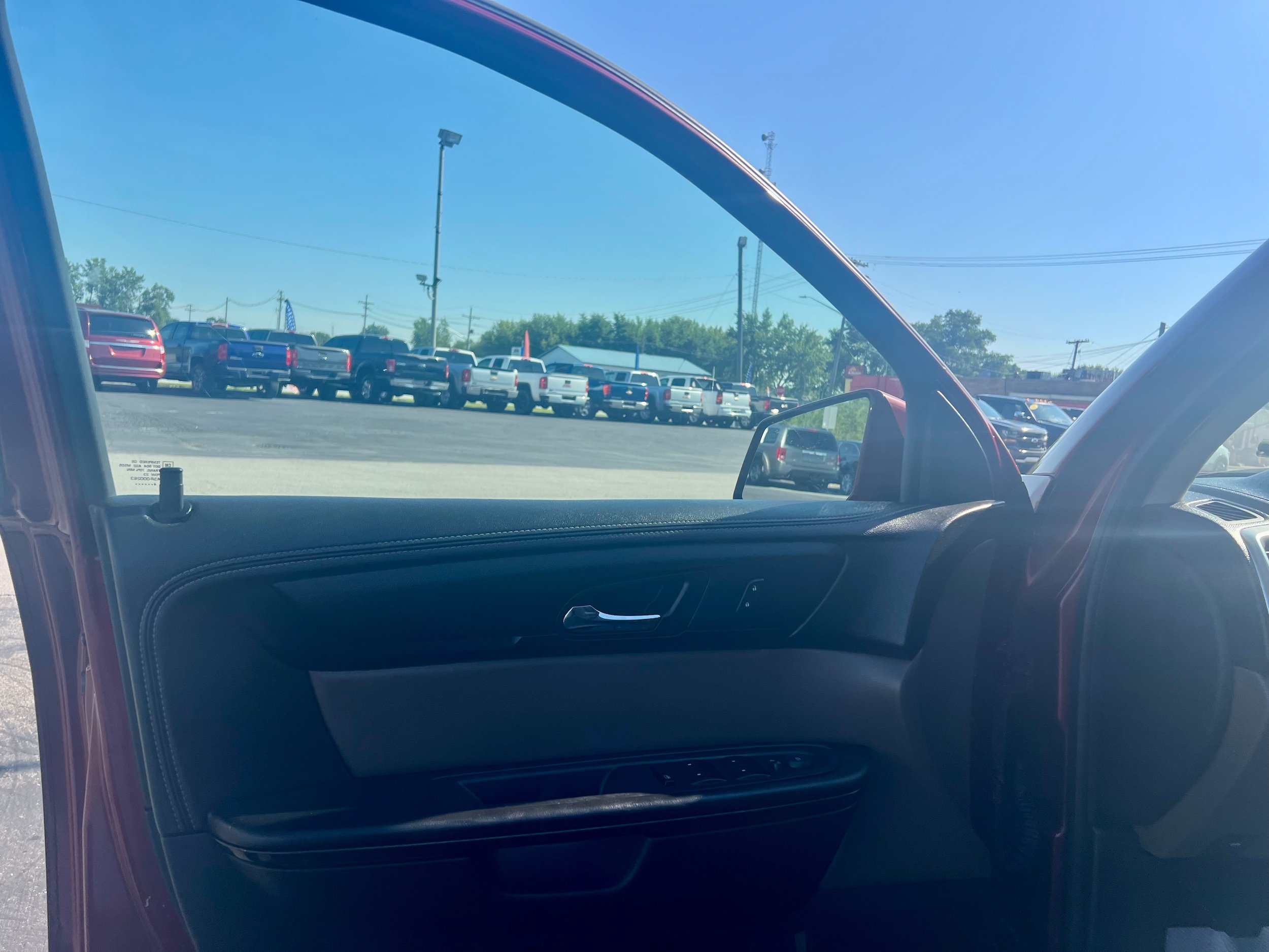 Used 2015 GMC Acadia SLT w/ Open Road Package FWD image 10