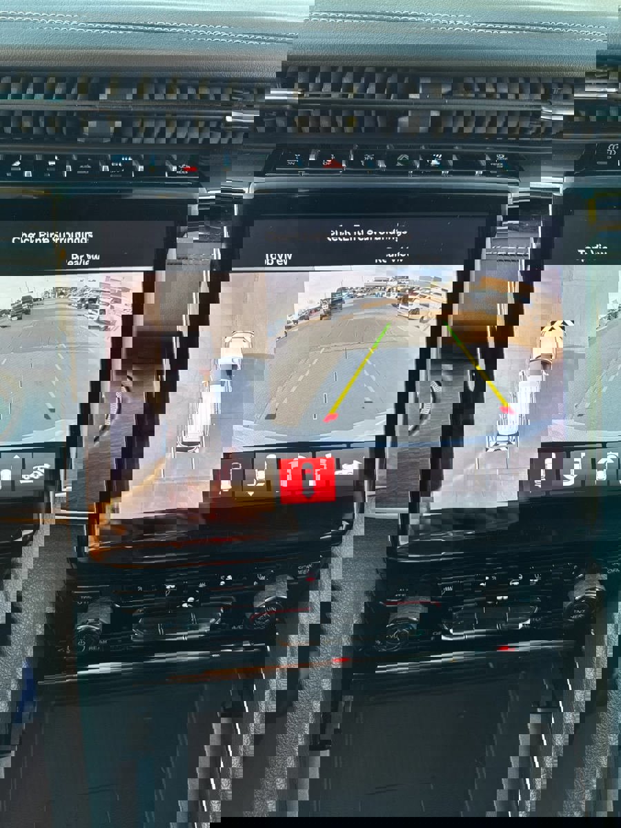 Used 2022 Jeep Grand Cherokee Limited w/ Luxury Tech Group II image 31