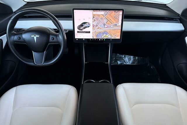 Used 2019 Tesla Model 3 Standard Range RWD image 13