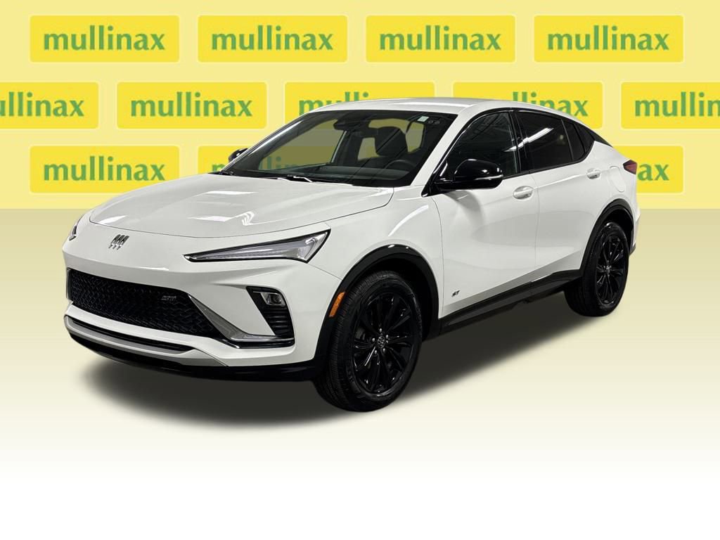 Used 2025 Buick Envista Sport Touring image 8