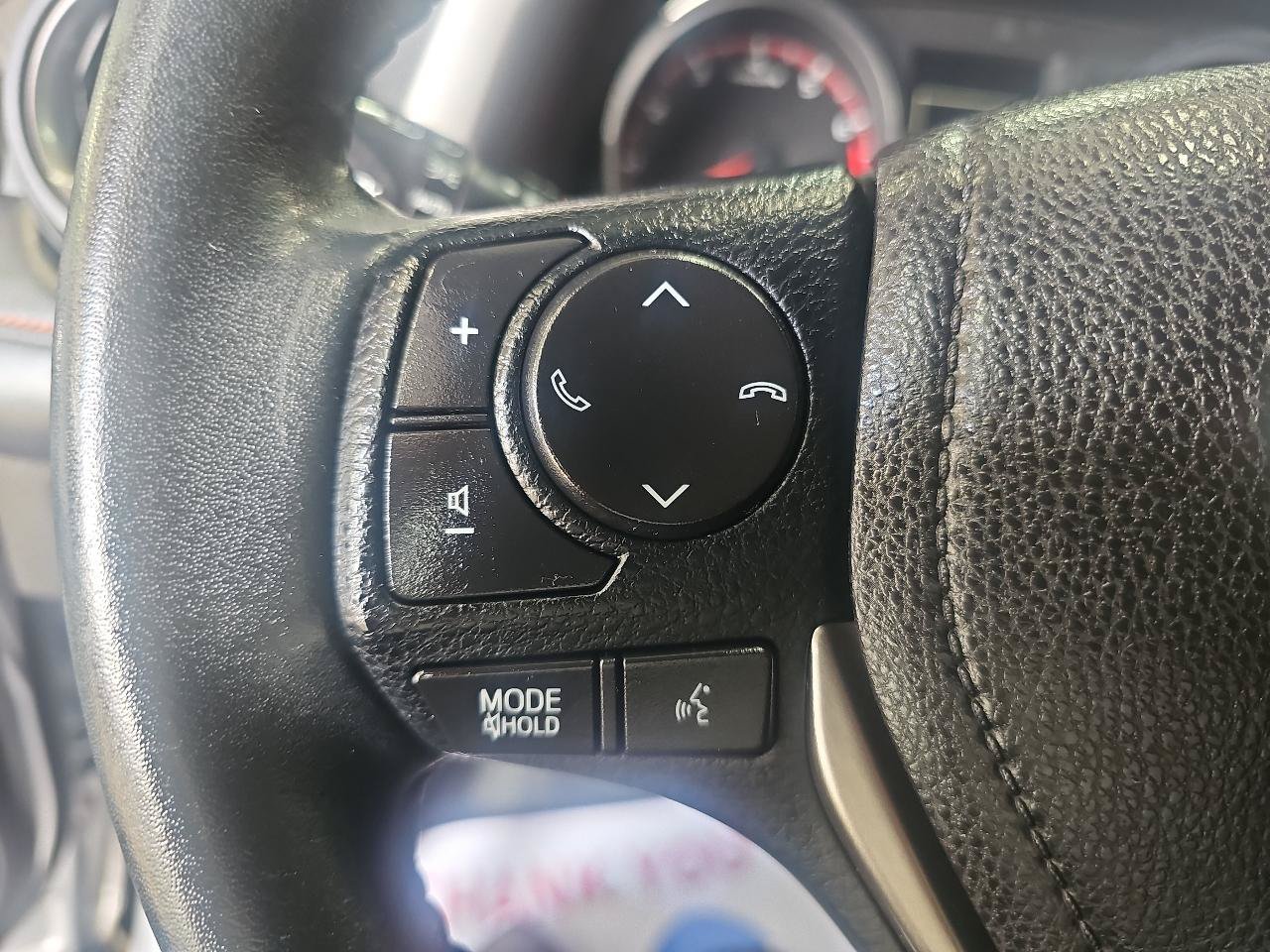 Used 2017 Toyota RAV4 SE AWD/4WD image 10