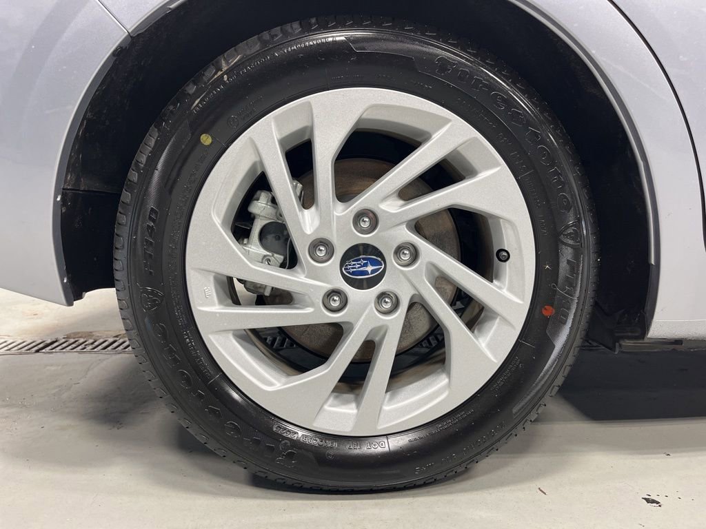Certified 2025 Subaru Impreza 2.0i image 41
