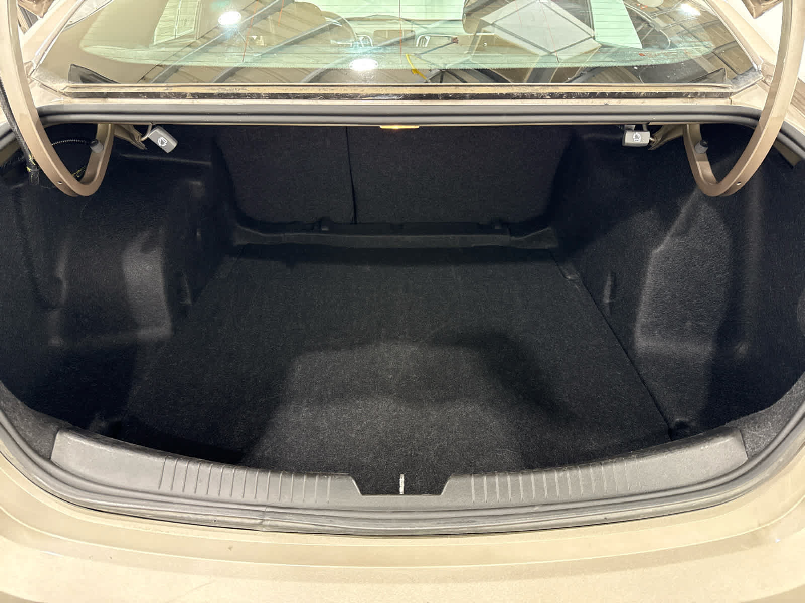 Certified 2022 Chevrolet Malibu LS FWD image 14