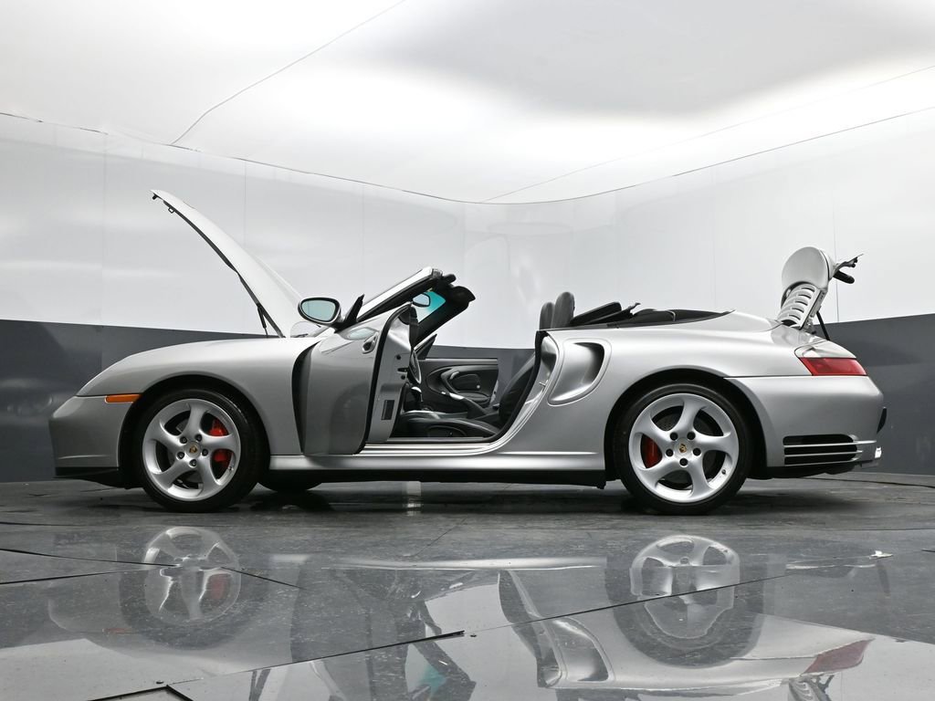 Used 2004 Porsche 911 Turbo image 31