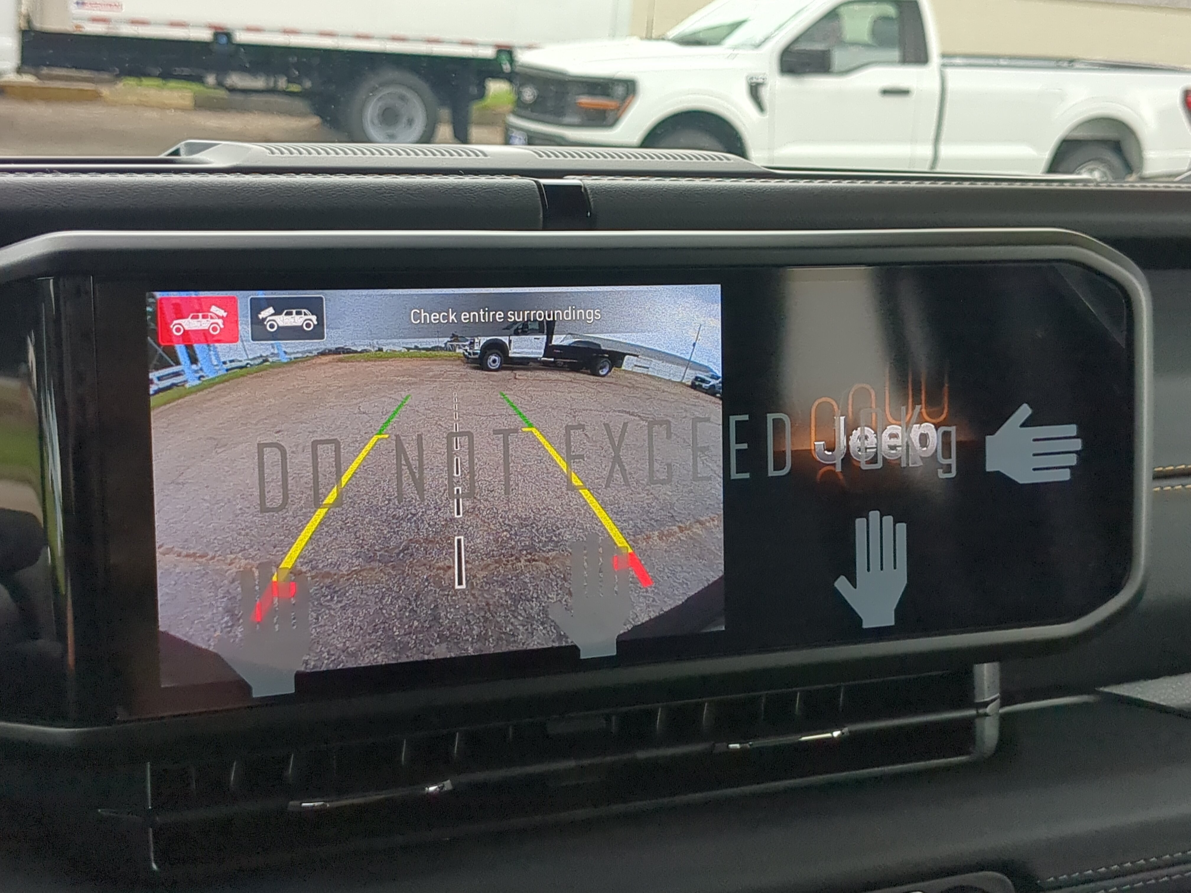 New 2026 Jeep Wrangler Unlimited Sahara AWD/4WD image 17