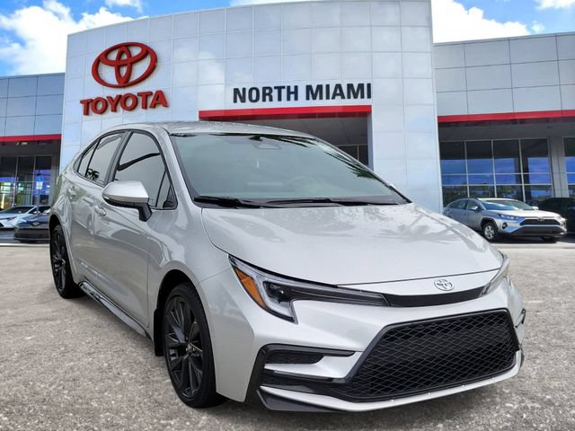 Used 2026 Toyota Corolla SE FWD image 1