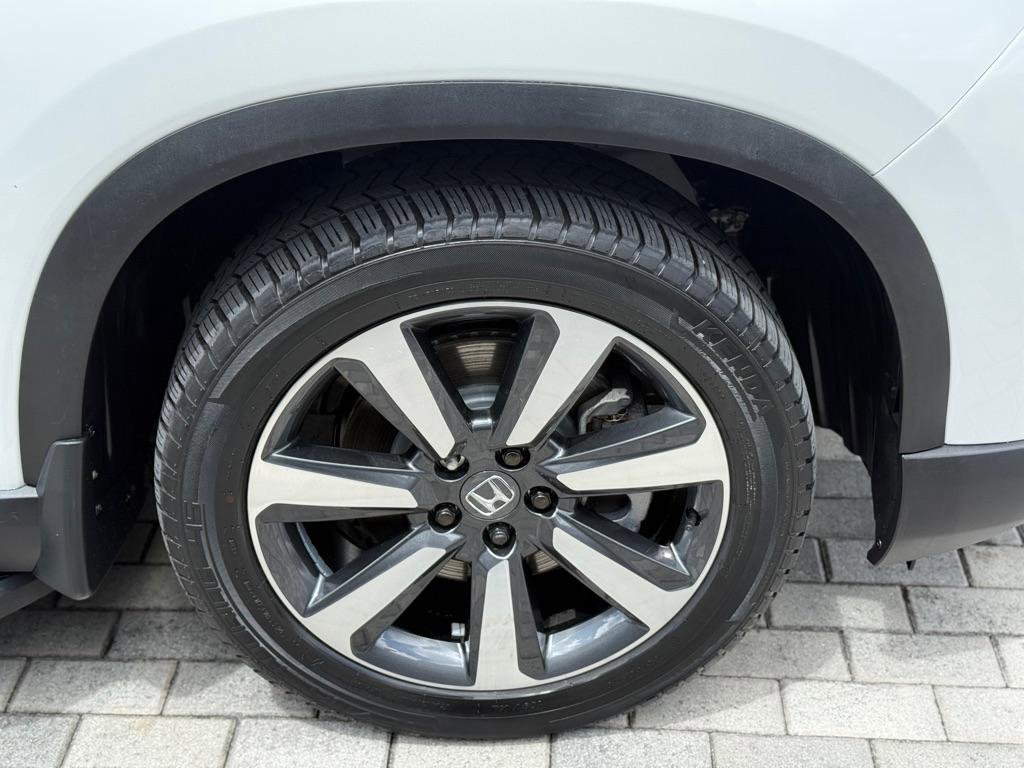 Used 2023 Honda Pilot Elite image 40