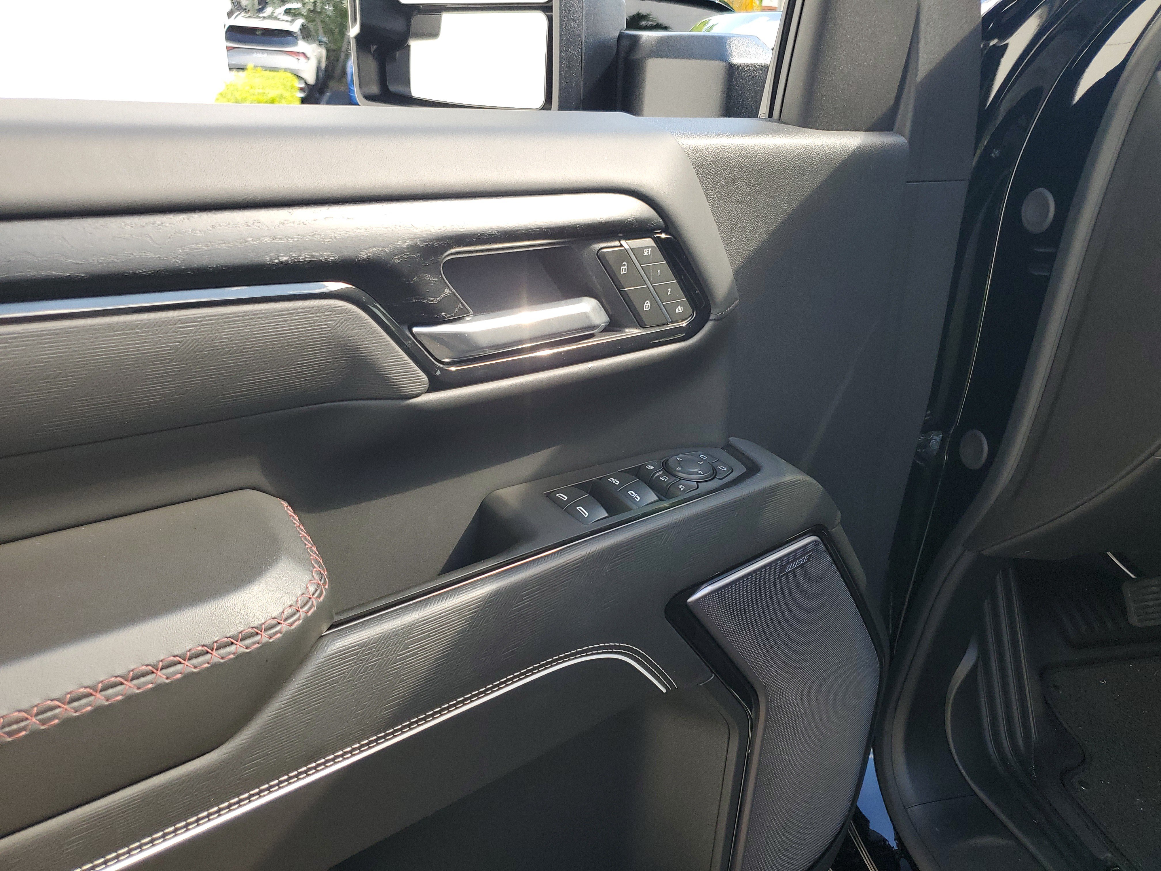 Used 2025 GMC Sierra 2500 AT4X AWD/4WD image 16