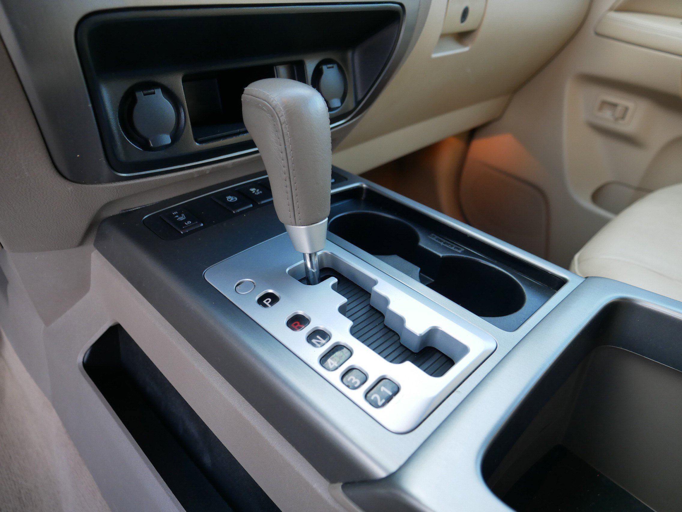 Used 2014 Nissan Armada Platinum w/ 2nd Row Captain Seat Package image 24