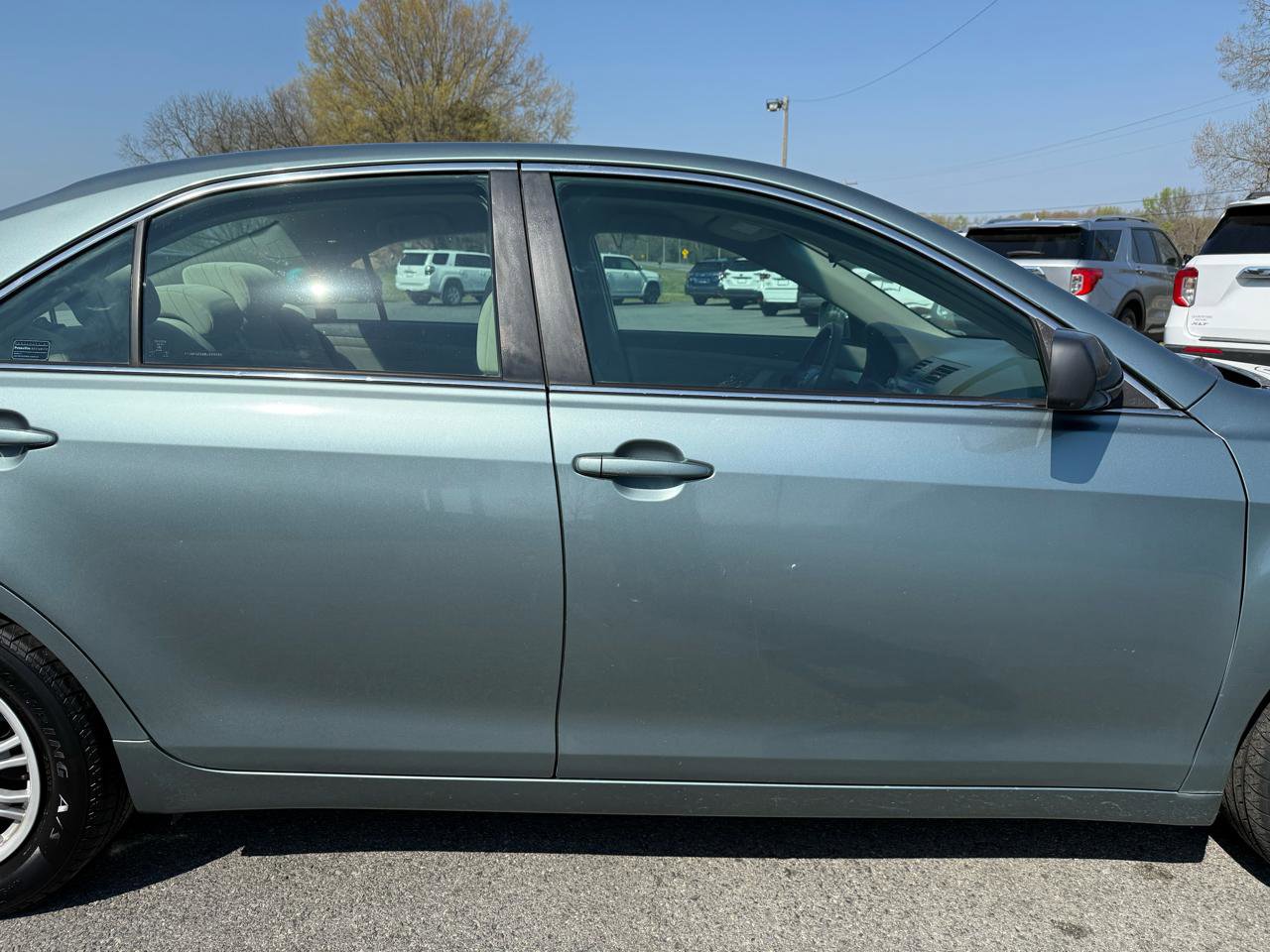 Used 2011 Toyota Camry LE image 31
