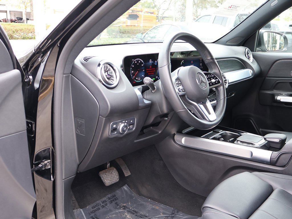 Used 2023 Mercedes-Benz EQB 250+ image 23