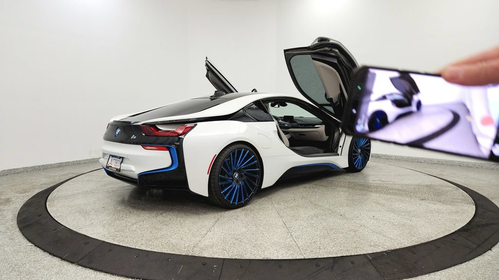 Used 2015 BMW i8 AWD/4WD image 5
