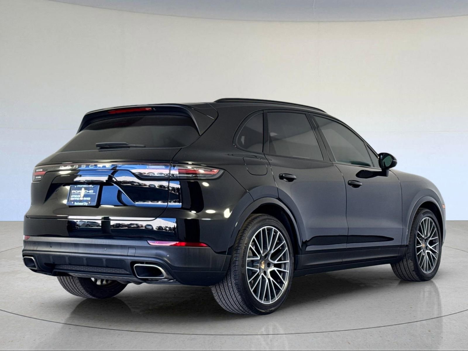 Certified 2023 Porsche Cayenne image 8