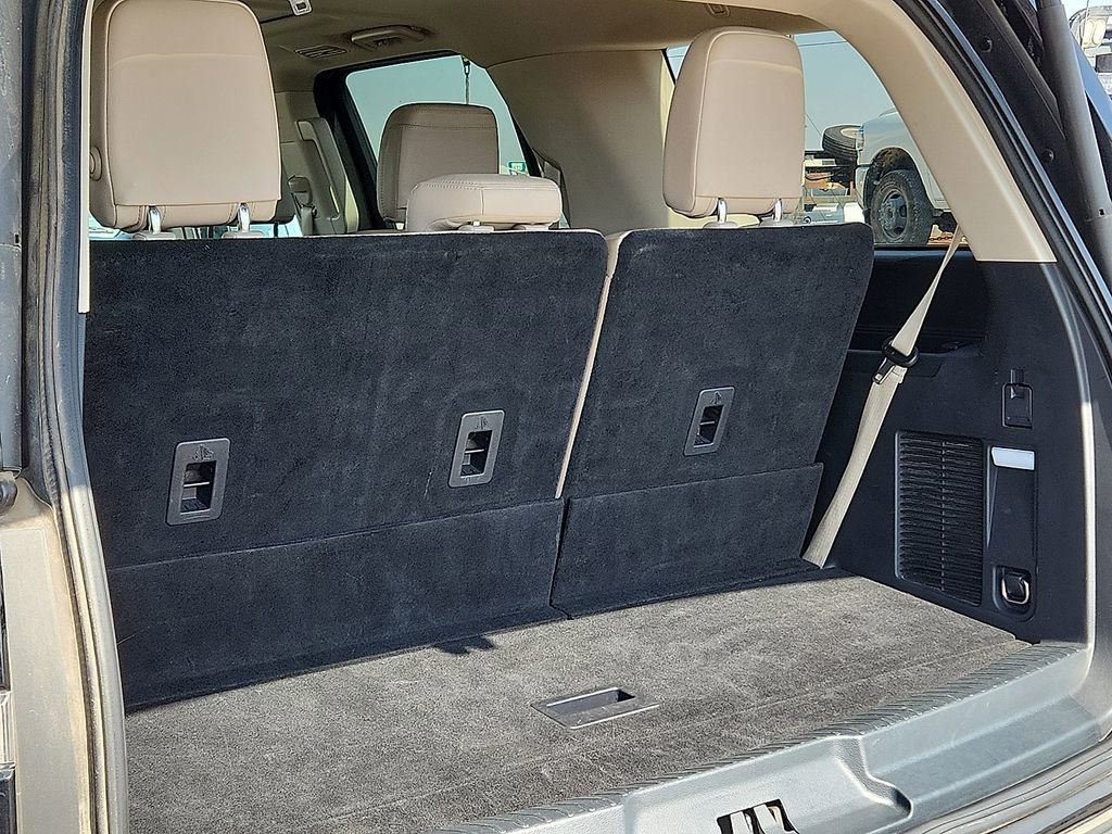 Used 2024 Ford Expedition Limited RWD image 12