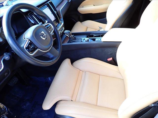 Used 2022 Volvo V60 T5 Cross Country AWD/4WD image 13