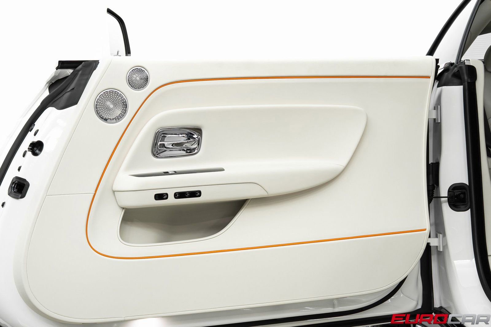 Used 2026 Rolls-Royce Spectre image 21