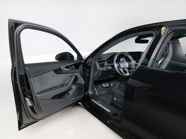 Used 2021 Audi S4 Premium Plus AWD/4WD image 29