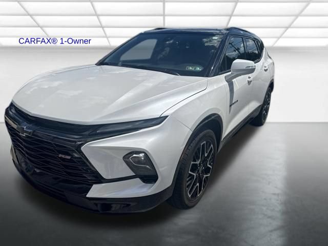 Used 2024 Chevrolet Blazer RS AWD/4WD image 2