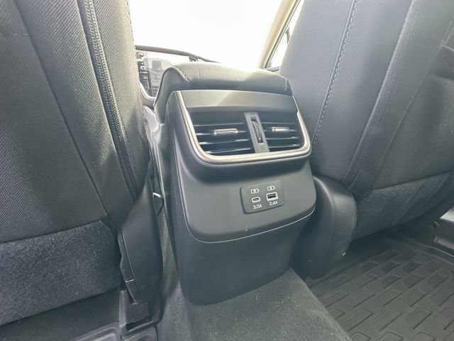 Used 2025 Subaru Outback Premium image 24