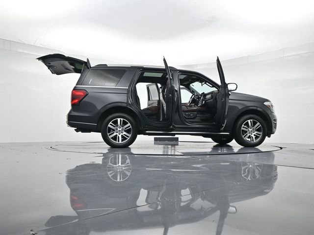 Used 2023 Ford Expedition Limited image 51