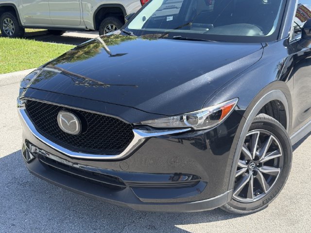 Used 2018 MAZDA CX-5 Touring w/ Preferred Equipment Package FWD image 5