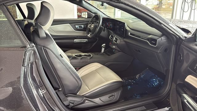 Used 2024 Ford Mustang Premium RWD image 11